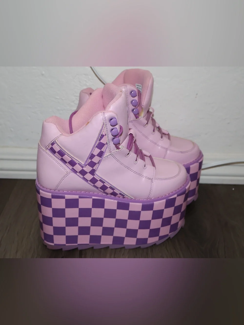 womens YRU pair of pink and purple checkered platform high-top sneakers Size 5